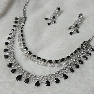 Black and Silver Jewelry Set NEGOTIABLE